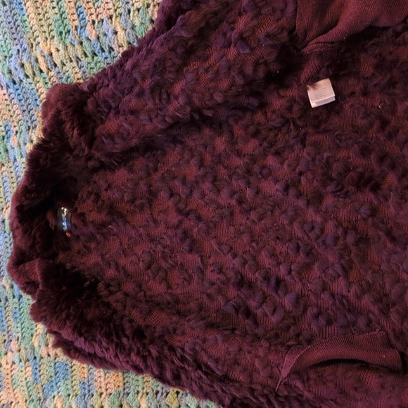 Belle Fare Rabbit Fur Vest Burgundy size medium - Picture 8 of 10